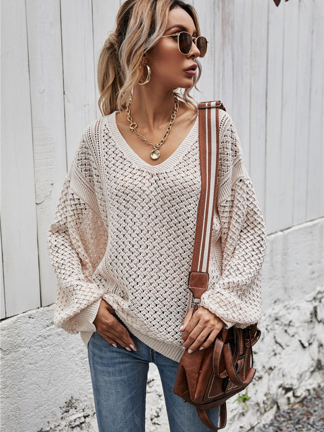 Angel Wings V-Neck Dropped Shoulder Sweater Ivory
