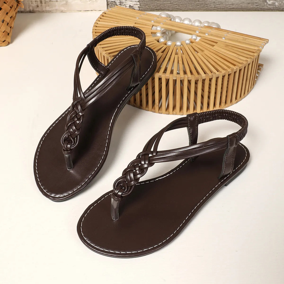 Toe Post Flats Sandals Chocolate