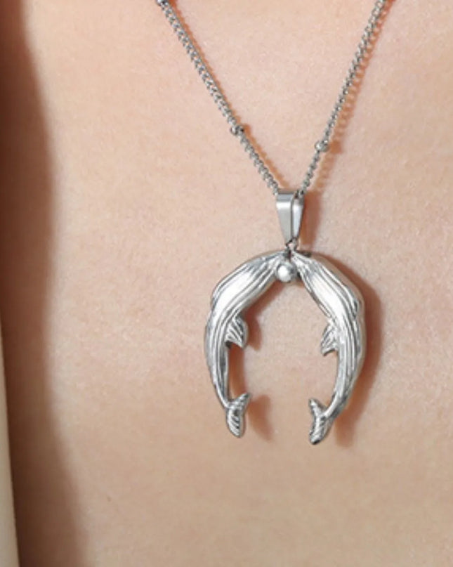 Gold Horseshoe Jewelry Set with Necklace and Earrings 