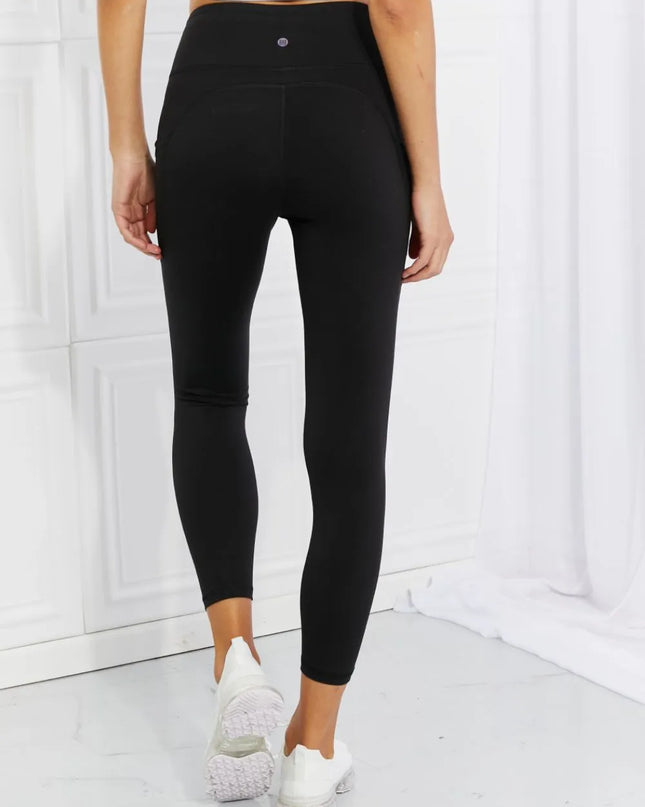 Leggings Depot Full Size Strengthen and Lengthen Reflective Dot Active Leggings