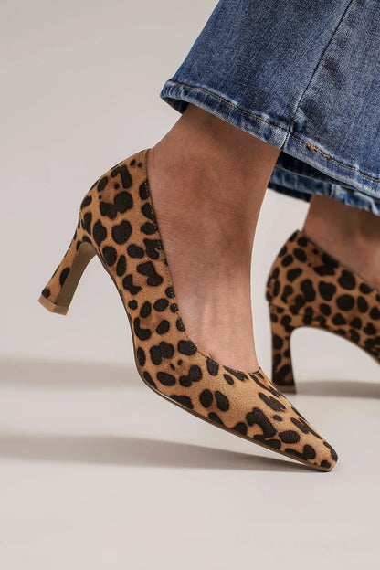 Beast Fashion Faux Suede Leopard Point Toe Pumps Leopard