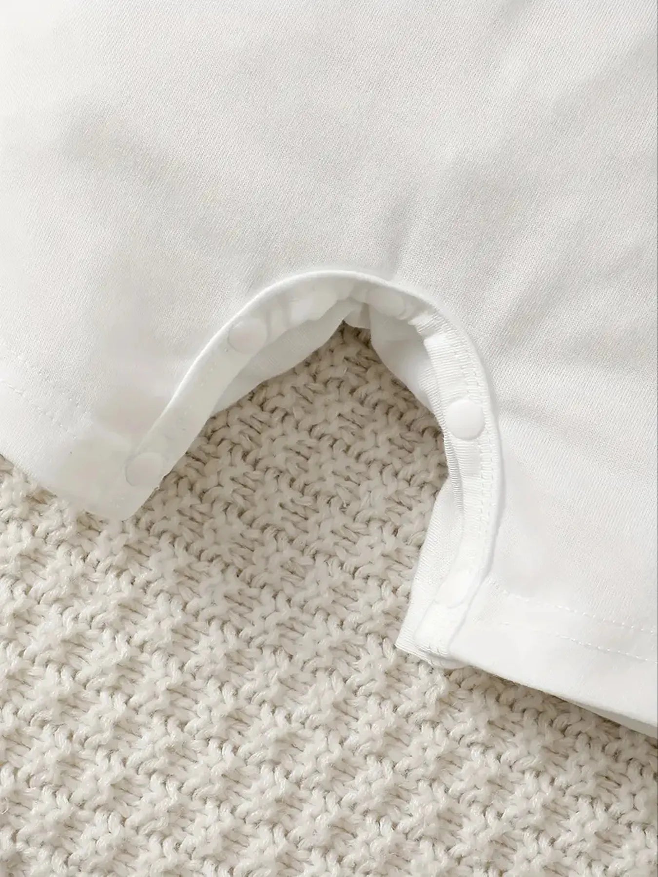 Children's Hat and Plaid Short Sleeve One-Piece Romper