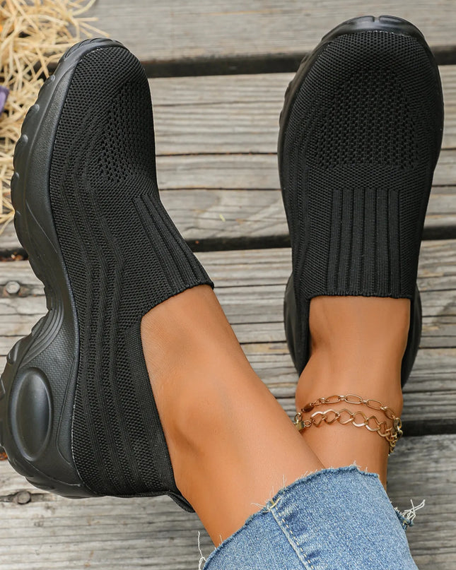 Round Toe Mesh Sneakers 