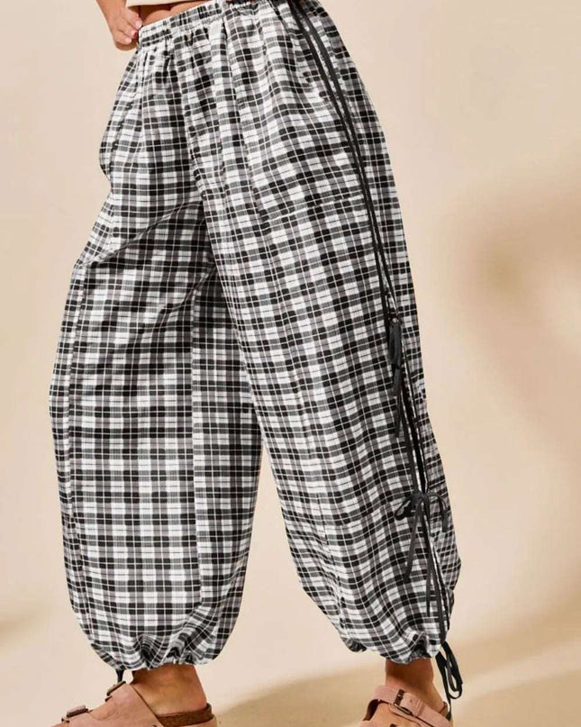 SO ME Plaid Elastic Waist Balloon Pants