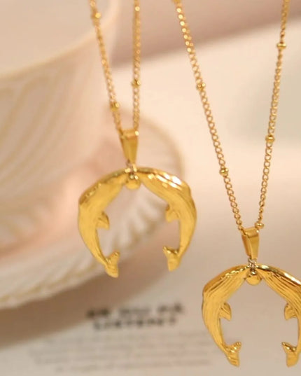 Gold Horseshoe Jewelry Set with Necklace and Earrings 