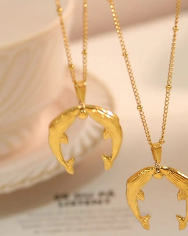Gold Horseshoe Jewelry Set with Necklace and Earrings 