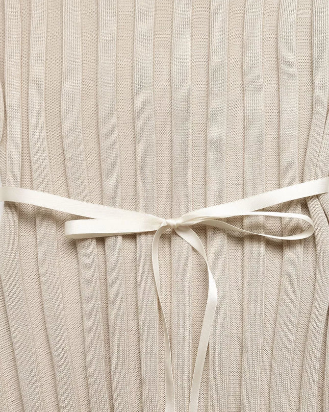 Ribbed Knit V-Neck Long Sleeve Maxi Dress