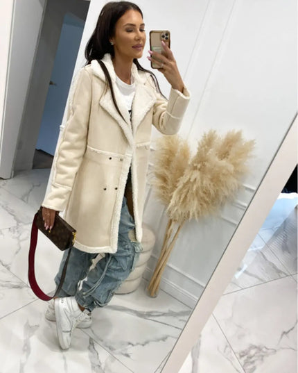 Lapel Collar Exposed Seam Buttoned Coat Cream