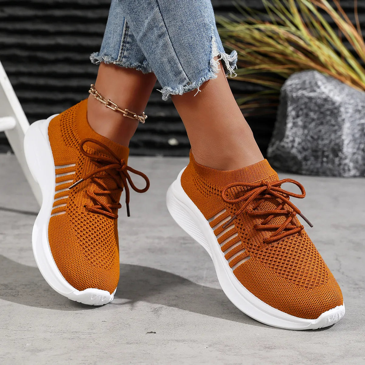 Breathable Mesh Lace Up Athletic