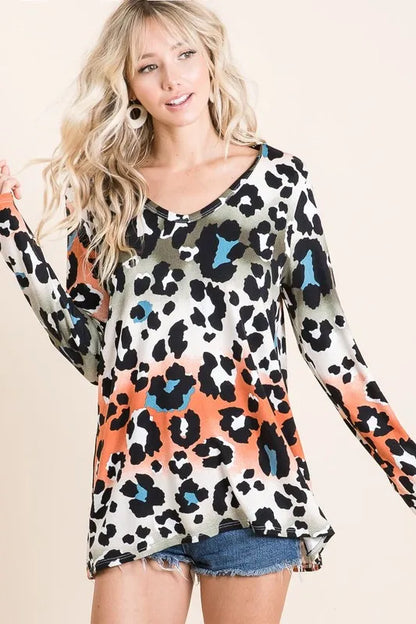 BiBi Gradation Leopard Print Soft Knit Deep U Neck Top