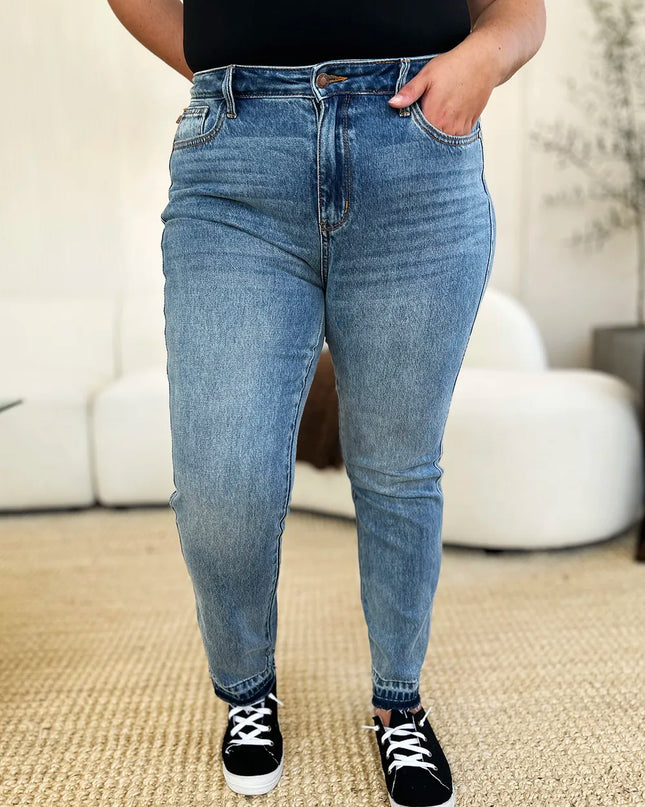Judy Blue Full Size Mid Rise Rigid Magic Release Hem Jeans