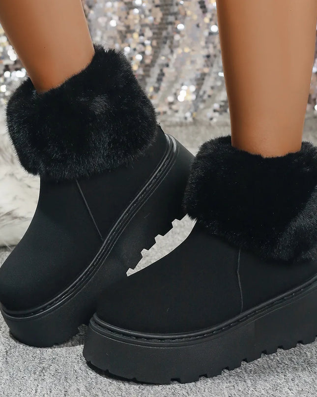 Round Toe Platform Boots Black