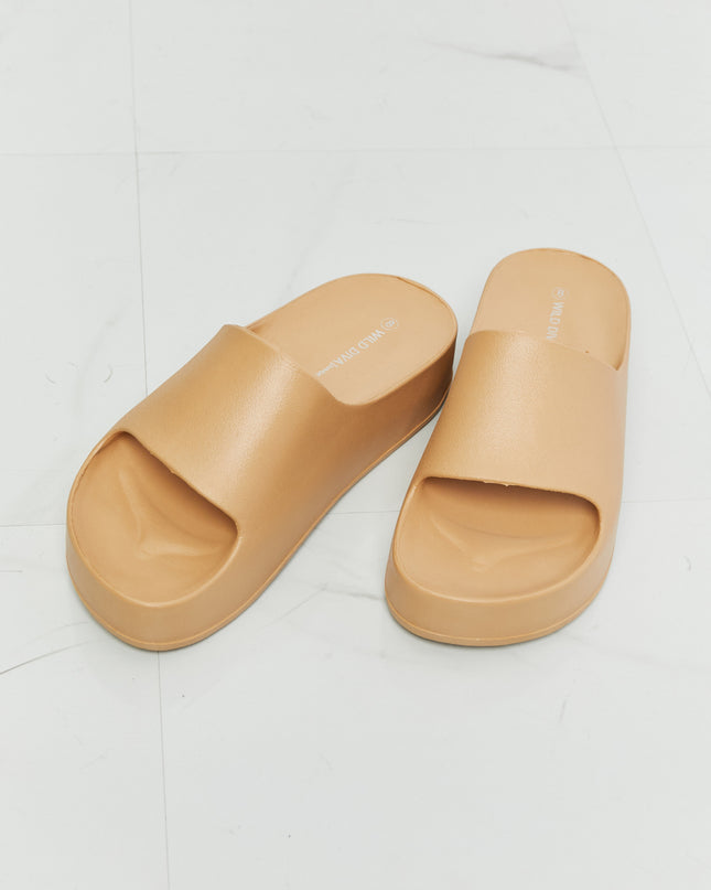 WILD DIVA Summer Feels Platform Slide 