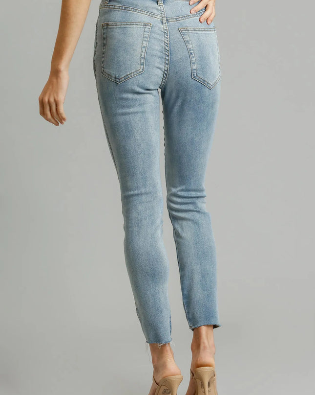 Umgee 5-Pockets Distressed Detail Stretch Denim Skinny Jeans with Unfinished Hem