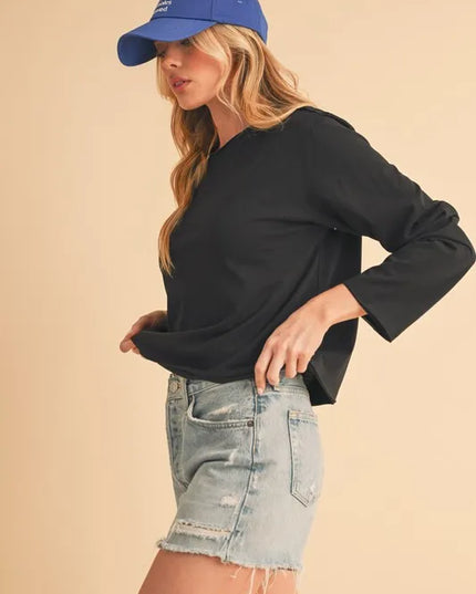 Aemi+Co Round Neck Long Sleeve T-Shirt
