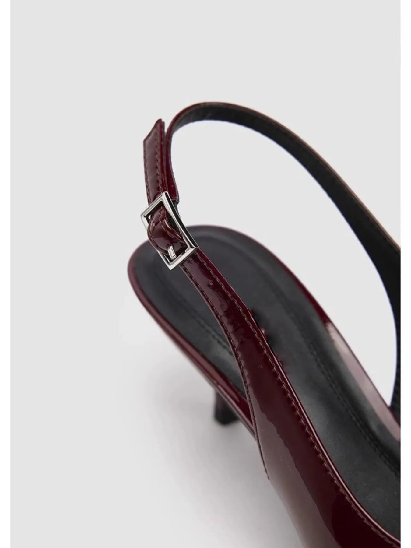 Bow Point Toe Slingback Pumps 