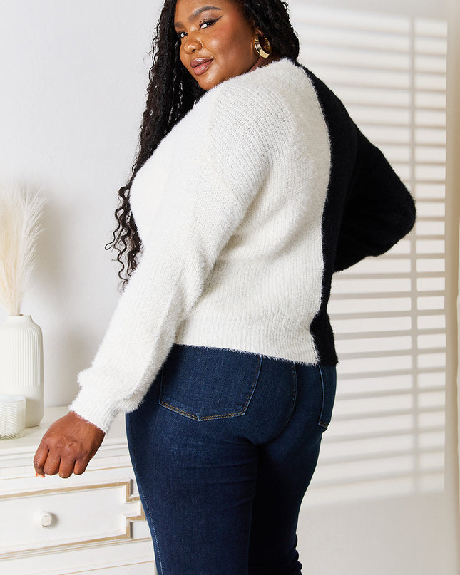 Angel Wings Woven Right Contrast Button-Front V-Neck Cardigan