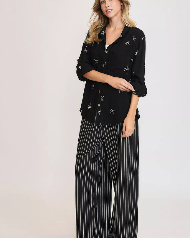 Umgee Linen Blend Fitted Shirt with Ribbon Embroidery Details