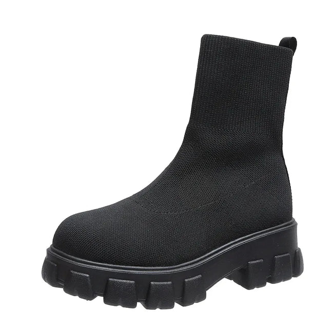 Round Toe Platform Boots Black