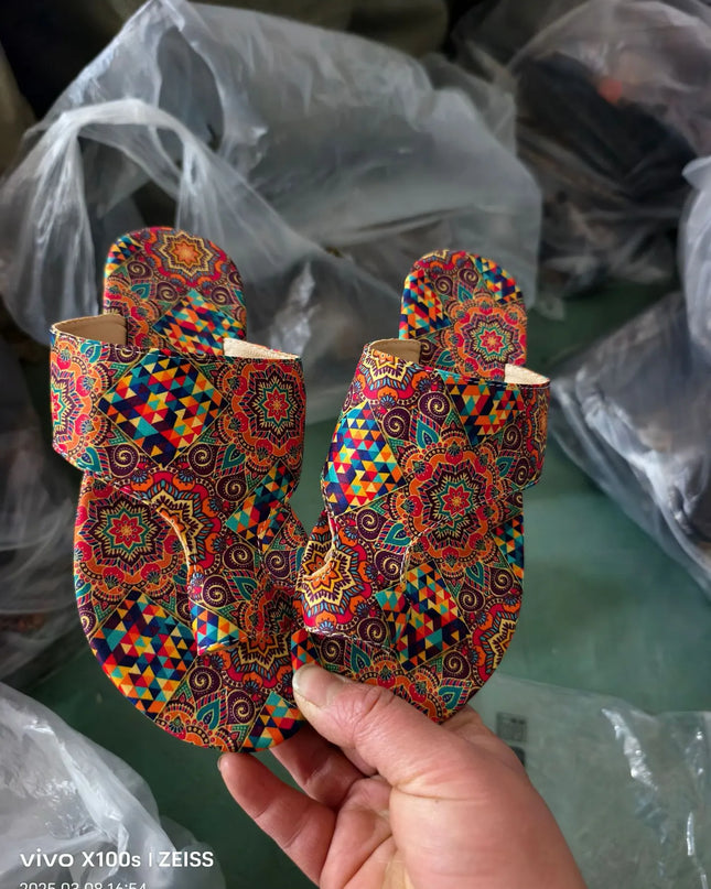 Toe Loop Flats Sandals Plaid