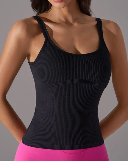 Scoop Neck Active Tank with Detachable Chest Pads