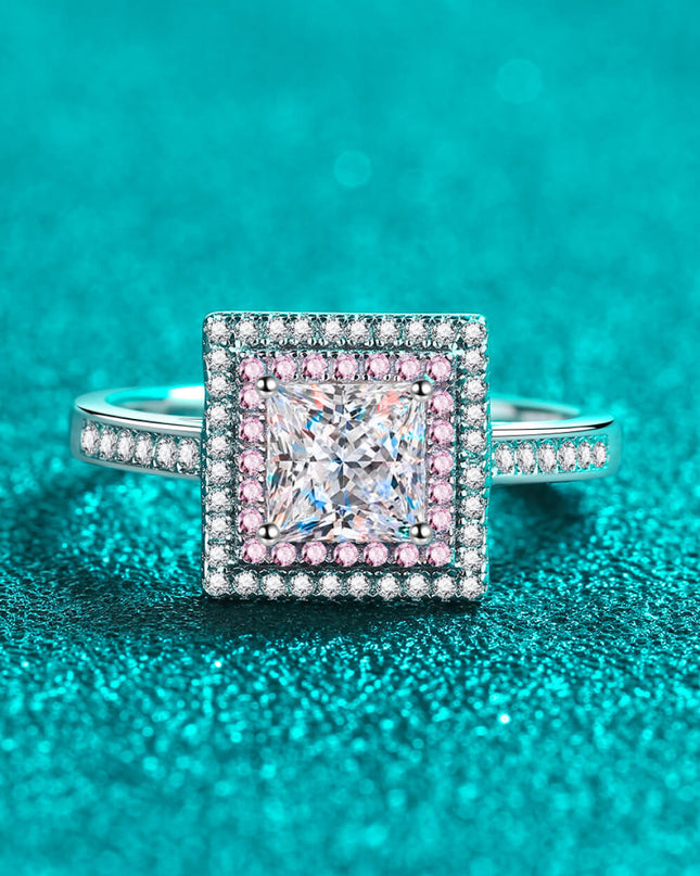 Stay Elegant 1 Carat Moissanite Ring 