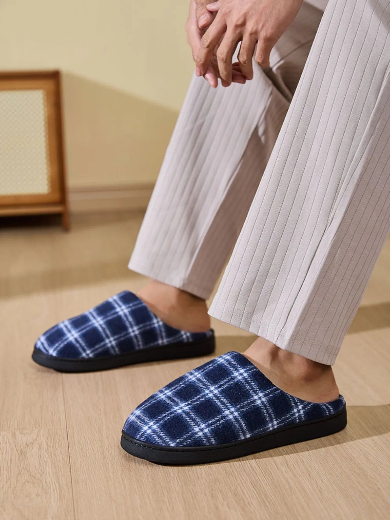 Plaid Fleece Lined Cozy Indoor Slippers Cyan