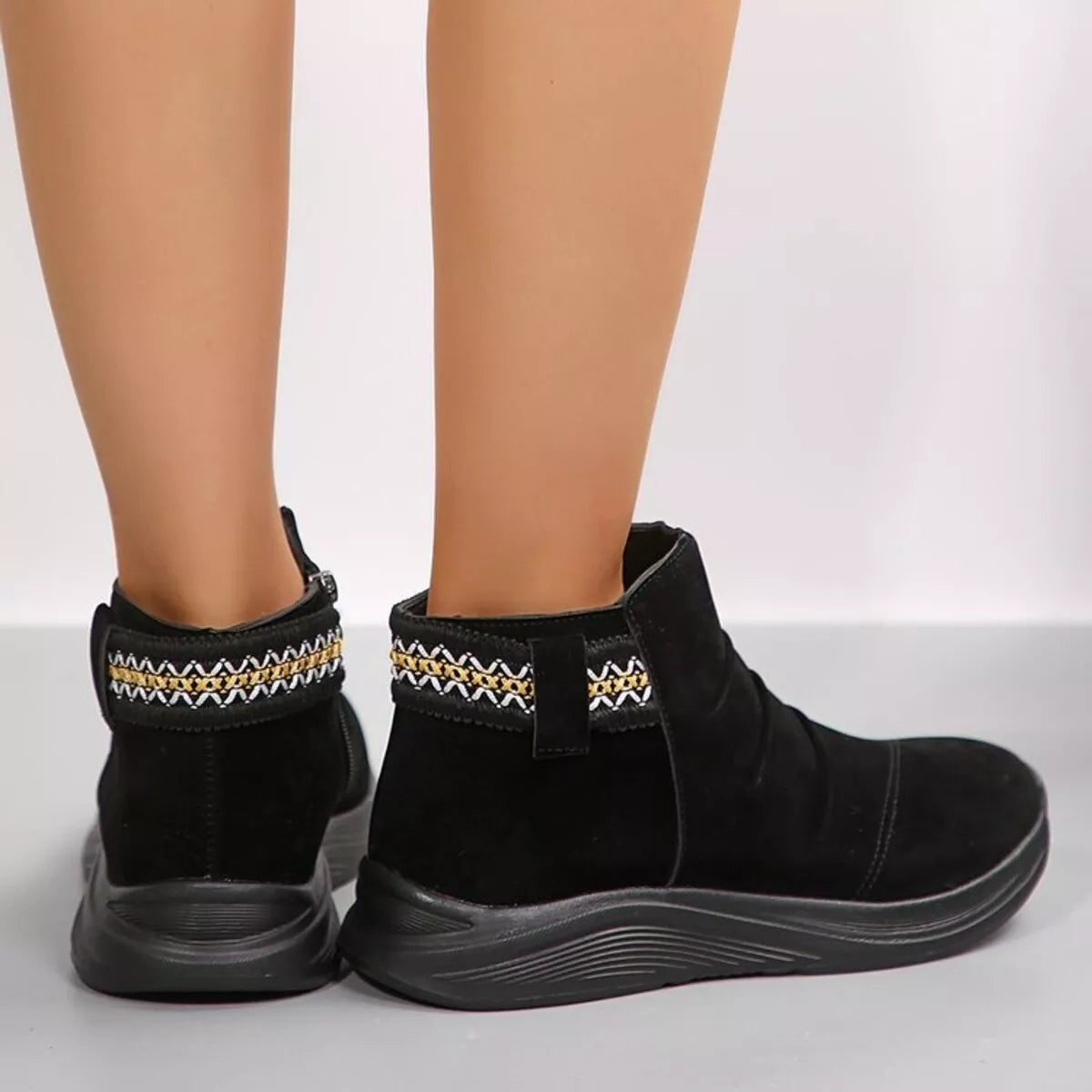 Round Toe Platform Boots