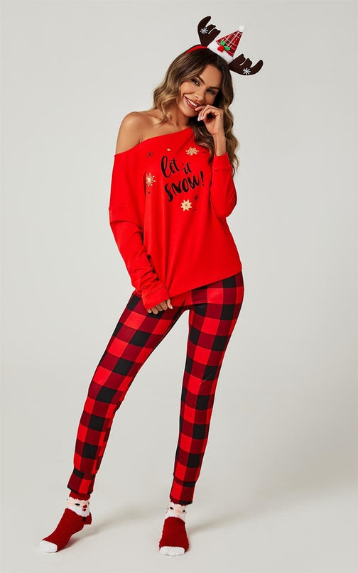 Let It Snow* Christmas Long Sleeve Sweatshirt Top & Trousers Co Ord in Red