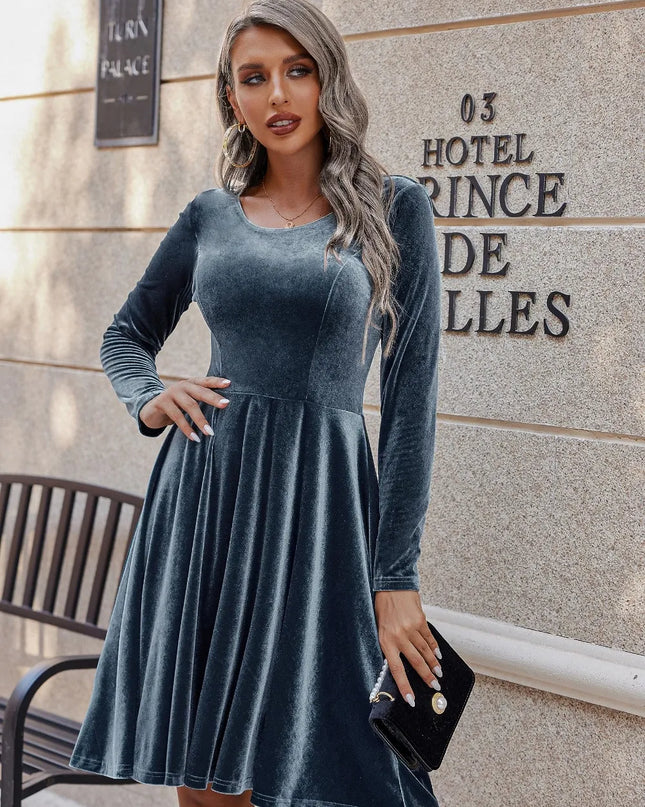 Round Neck Long Sleeve Knee Length Dress