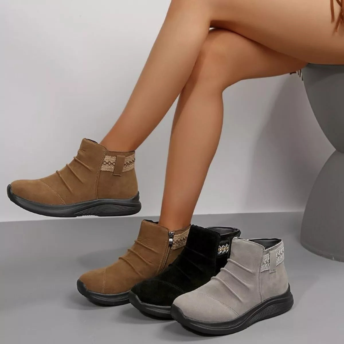 Round Toe Platform Boots