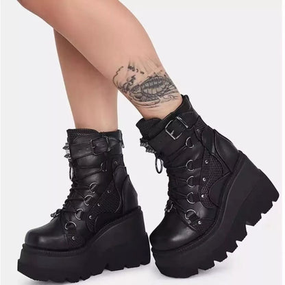 Lace Up Round Toe Wedge Boots Black