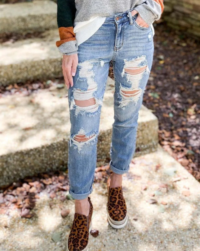 Distressed Skinny Jeans 