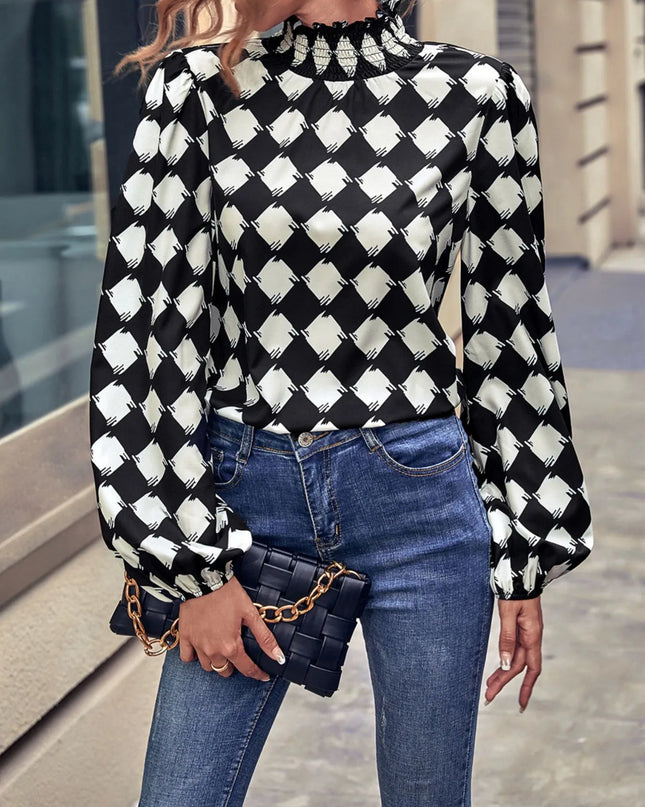 Checkered Pattern Balloon Sleeve Blouse