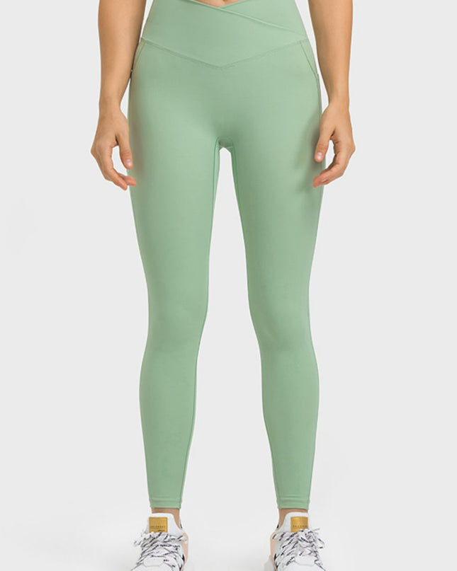 Millennia V-Waist Yoga Leggings with Pockets Mint