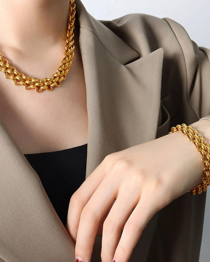 Gold Chain Link Jewelry Set with Necklace and Bracelet 
