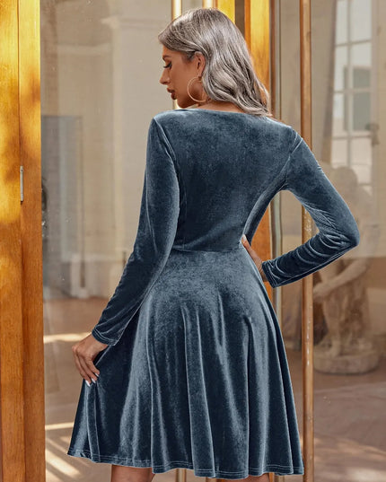 Round Neck Long Sleeve Knee Length Dress