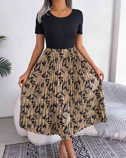 Printed Round Neck Pleated Dress 