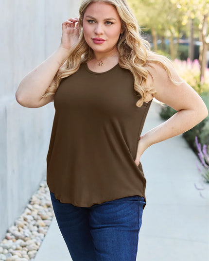 Basic Bae Full Size Round Neck Curved Hem Tank