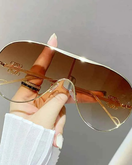 Gradient Aviator Sunglasses