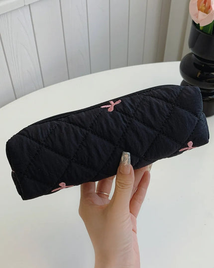 Bow Embroidered Quilted Storage Bag Black One Size