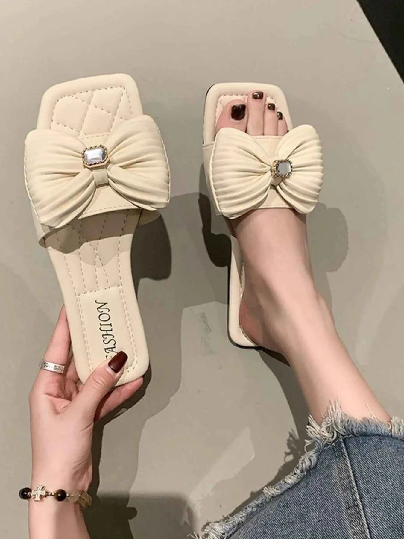 Bow-Knot Flat Sandals