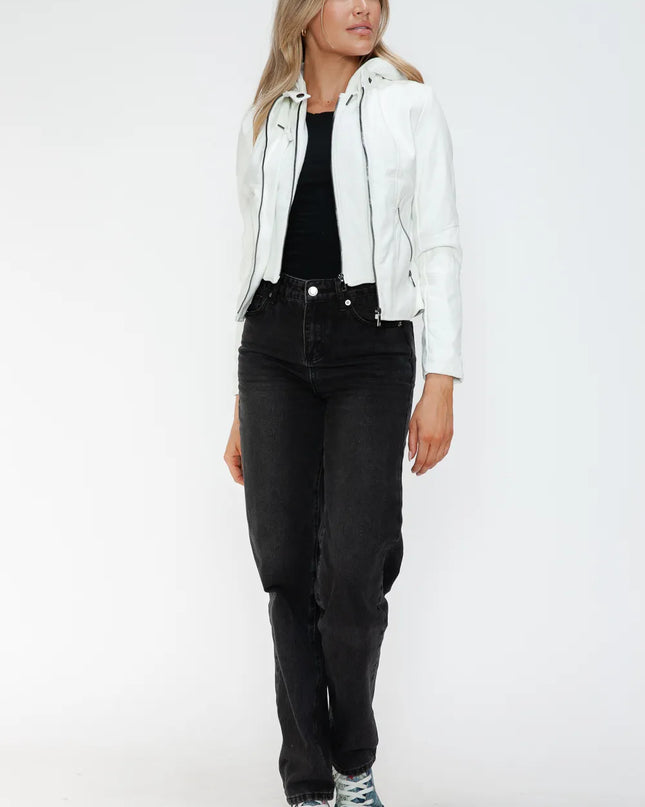 870e86d8-bfaa-46f3-a130-a4242ab7bf1a-Max