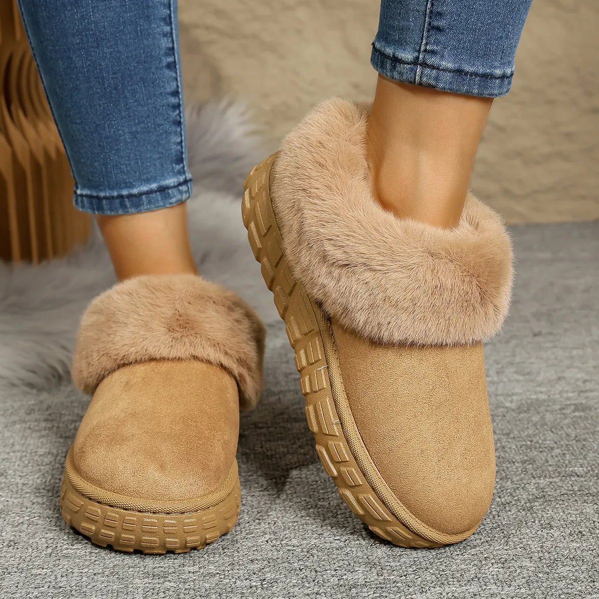 Suede Sherpa-Lined Winter Boots Brown