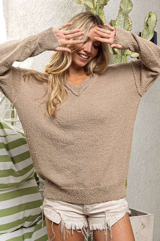 BiBi Raw Edged Popcorn Texture V-neck Sweater LATTE