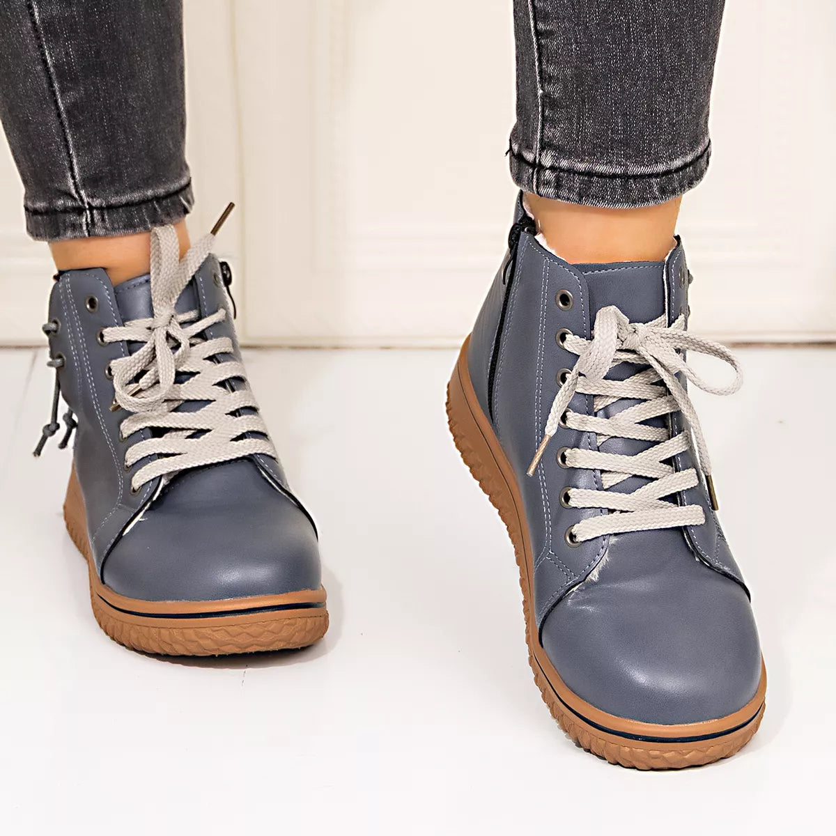 Round Toe Platform Boots Blue