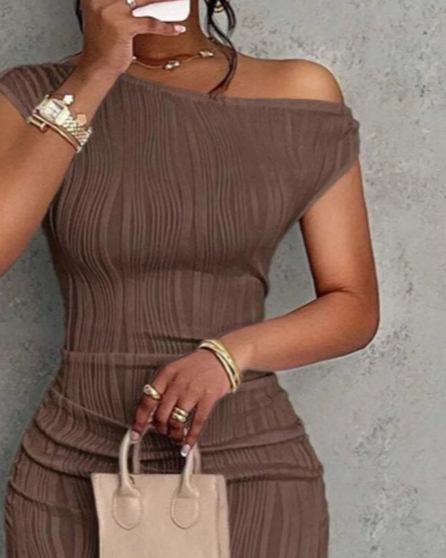 Textured Single Shoulder Bodycon Maxi Dress 