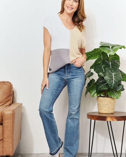 Color Block V-Neck Knit Top