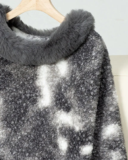Furry Contrast Three-Quarter Poncho