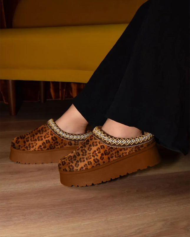 WILD DIVA Embroidered Trim Round Toe Platform Boots